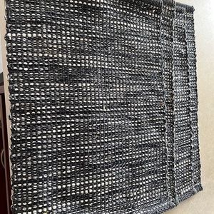 4 beautiful placemats.  Never used